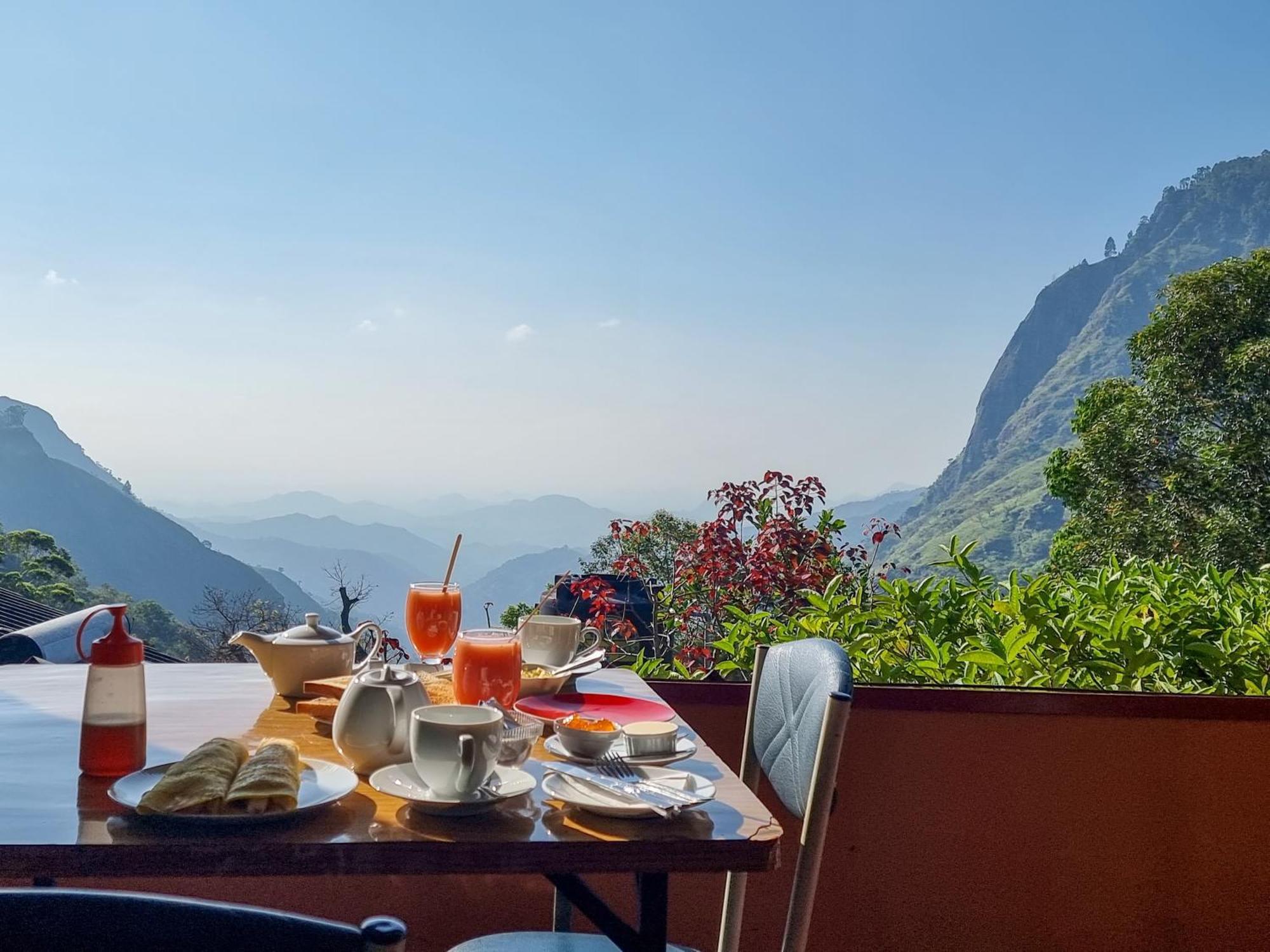Hilltop Guest House Элла Экстерьер фото